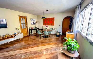 Imagem: O apartamento possui 3 Dormitórios, 2 Banheiros, 2 Vagas na