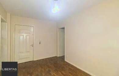 Imagem: O apartamento possui 2 Dormitórios, 1 Banheiro e 54m² de Área