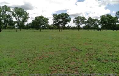Imagem: A fazenda possui 850m² de Área e está localizado em Área