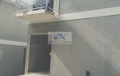 Imagem: A casa possui 2 Dormitórios, 2 Banheiros, 1 Vaga na garagem