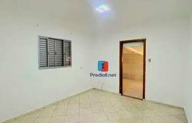 Imagem: A casa possui 2 Dormitórios, 2 Banheiros, 1 Vaga na garagem