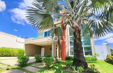 Imagem: A casa em condomínio possui 4 Dormitórios, 5 Banheiros, 4