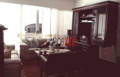 Imagem: A casa possui 3 Dormitórios, 2 Banheiros, 1 Vaga na garagem