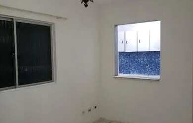 Imagem: O apartamento possui 1 Dormitório, 1 Banheiro, 1 Vaga na garagem