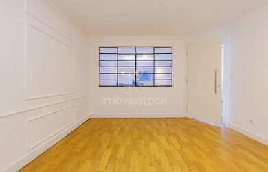 Imagem: A casa em condomínio possui 3 Dormitórios, 1 Banheiro, 2 Vagas