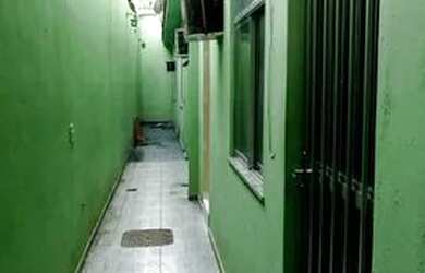 Imagem: A casa possui 1 Dormitório, 1 Banheiro e está localizado