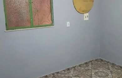 Imagem: A casa possui 1 Dormitório, 1 Banheiro e 40m² de Área e está