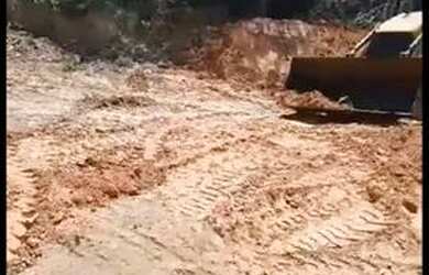 Imagem: O terreno à venda possui e está localizado em Bom Retiro