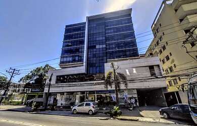 Imagem: O depósito possui 1 Vaga na garagem, 21m² de Área e está