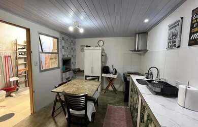 Imagem 2: Imóvel para venda tem 50 metros quadrados com 2 quartos em Santa Regina...