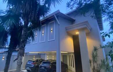 Imagem 2: Lindo sobrado. Piscina, Churrasqueira, Imóvel mobiliadoeAr-condicionado