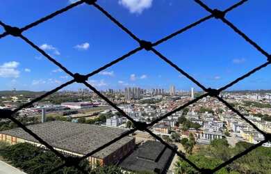 Imagem: O apartamento possui 2 Dormitórios, 2 Banheiros, 2 Vagas na