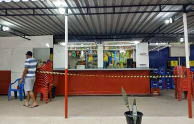 Imagem 4: Trailer. 5 Vagas na garagem