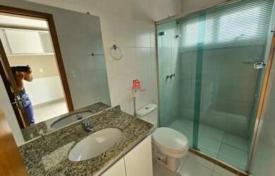 Imagem 2: Casa Duplex no Reserva das Flores com 3 Suítes Semimobiliada, todas com Varanda