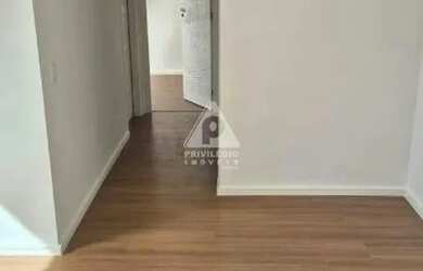 Imagem 3: Apartamento 2 quartos varanda garagem Barra Olimpica