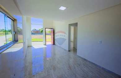 Imagem 6: Casa nova de esquina em Criciúma, bairro Buenos Aires, 2 quartos, com acabamento moderno