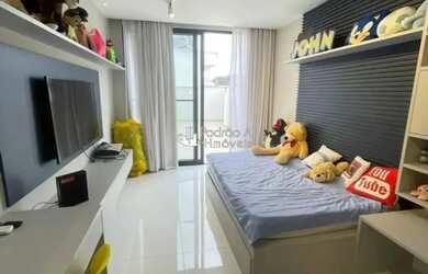 Imagem 12: Imóvel para aluguel e venda tem 380 metros quadrados com 5 quartos