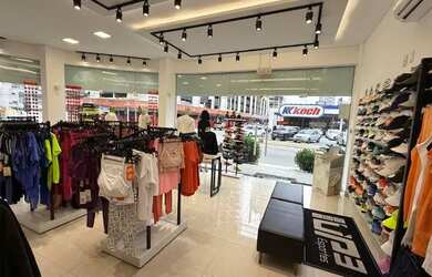 Imagem 13: Ponto Comercial a Venda na Meia Praia, 96m2