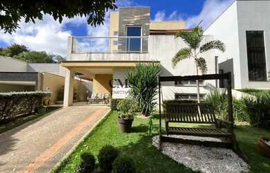 Imagem: A casa em condomínio possui 3 Dormitórios, 3 Banheiros, 2