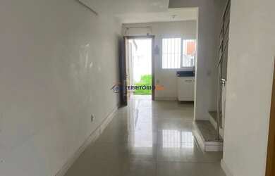 Imagem 8: Casa em Hípica. Churrasqueira, Varanda, 112m² de Áreae2 Vagas na garagem