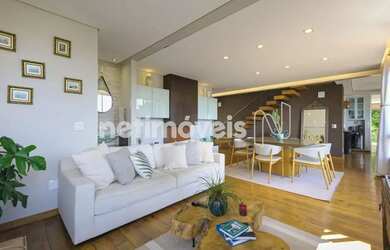 Imagem: A casa em condomínio possui 3 Dormitórios, 4 Banheiros, 4