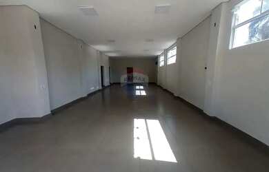 Imagem: O depósito para alugar possui 1 Vaga na garagem, 254m² de