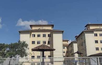 Imagem: O apartamento possui 3 Dormitórios, 1 Banheiro, 1 Vaga na garagem