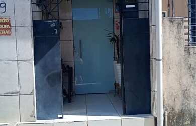 Imagem: A casa possui 2 Dormitórios, 2 Banheiros e está localizado