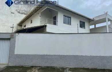 Imagem: A casa possui 4 Dormitórios, 4 Banheiros, 3 Vagas na garagem