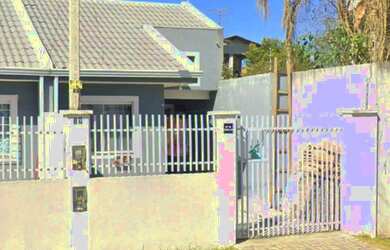 Imagem: A casa possui 2 Dormitórios, 1 Banheiro, 1 Vaga na garagem