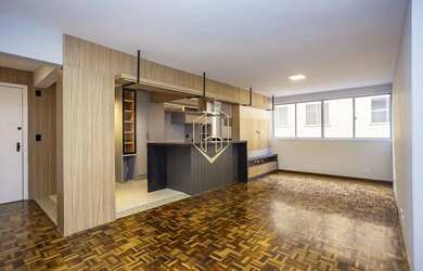 Imagem: O apartamento possui 3 Dormitórios, 2 Banheiros, 1 Vaga na