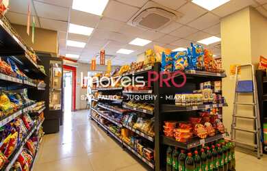 Imagem: O depósito possui 180m² de Área e está localizado em Vila