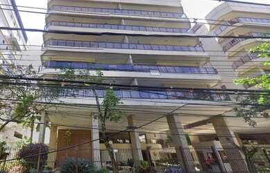 Imagem: O apartamento possui 4 Dormitórios, 4 Banheiros, 2 Vagas na