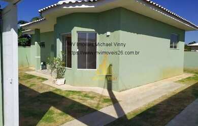 Imagem: A casa possui 3 Dormitórios, 2 Banheiros, 1 Vaga na garagem