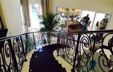 Imagem 1: Casa em Condomínio AE Quartos 4 Área de Serviço Banheiro Simples 1 Box/Banh. 5 Cozinha Pla