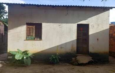 Imagem: A casa à venda possui 2 Dormitórios, 1 Banheiro e 10m² de