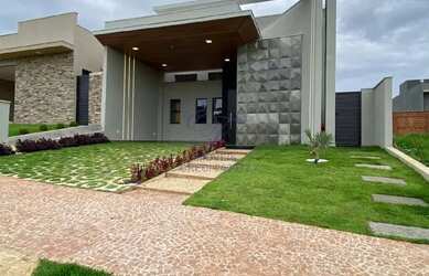 Imagem: A casa em condomínio possui 3 Dormitórios, 3 Banheiros, 4