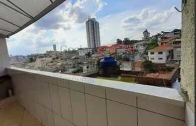 Imagem: A casa possui 4 Dormitórios, 4 Banheiros, 4 Vagas na garagem