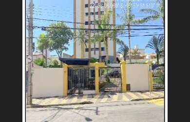 Imagem: A casa possui 3 Dormitórios, 1 Banheiro, 1 Vaga na garagem