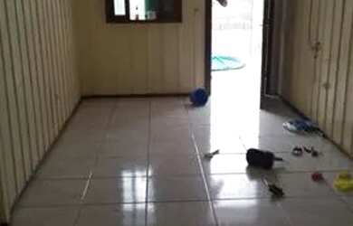 Imagem 3: Troca casa. 100m² de Área, 3 Vagas na garageme3 Dormitórios