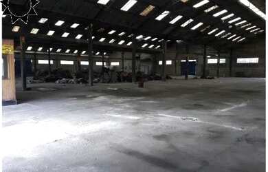 Imagem: O depósito possui 9000m² de Área e está localizado em Jardim