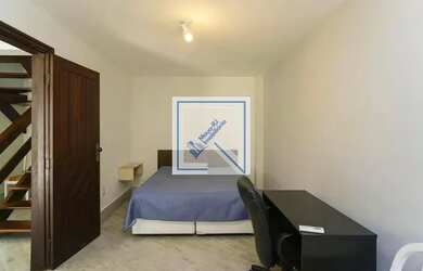 Imagem: A casa em condomínio possui 3 Dormitórios, 4 Banheiros, 3