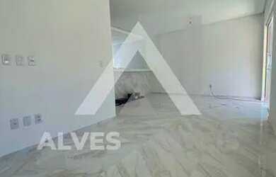 Imagem 3: BELÍSSIMA CASA NO ANTARES