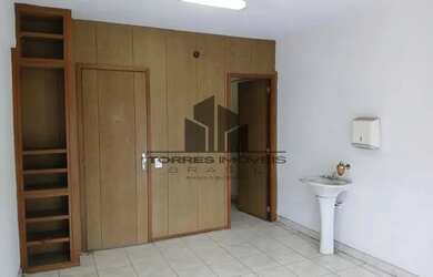 Imagem: O depósito possui 29m² de Área e está localizado em Campo