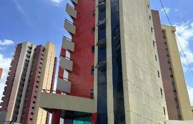 Imagem: O apartamento possui 1 Dormitório, 1 Banheiro, 1 Vaga na garagem