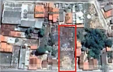 Imagem: O terreno possui 300m² de Área e está localizado em Cavada