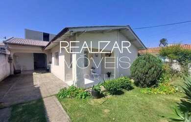 Imagem: A casa possui 2 Dormitórios, 1 Banheiro, 1 Vaga na garagem