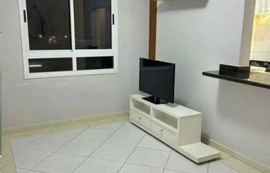 Imagem: O apartamento possui 1 Dormitório, 1 Banheiro, 1 Vaga na garagem