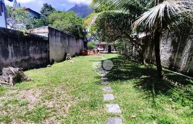 Imagem: O terreno possui 440m² de Área e está localizado em Barra