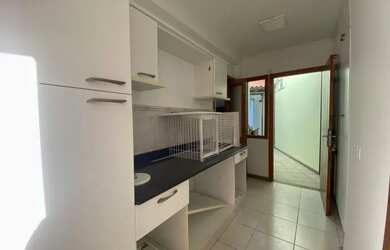 Imagem 10: Casa - Florianópolis SC. Churrasqueira, Ar-condicionado, Área de serviçoe180m²...